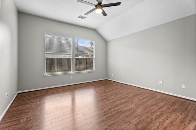 Building Photo - 12719 Hart Hollow Ln