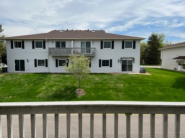 Building Photo - 2383 Grenadier Ave N
