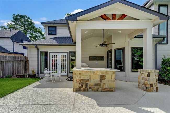 Building Photo - 20642 Laurel Lock Dr