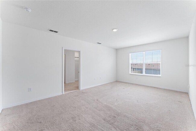 Building Photo - 5038 Foxglove Cir