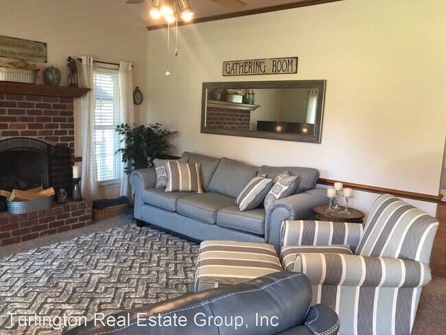 Building Photo - 3 br, 2 bath House - 165 Devin Drive