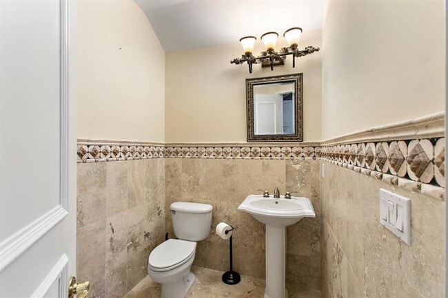 Building Photo - 1321 Windsor Harbor Dr
