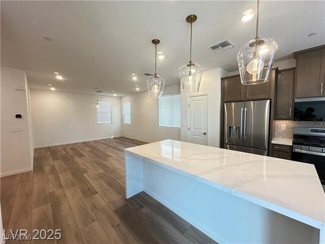 Building Photo - 1432 Nocturnal Flight St