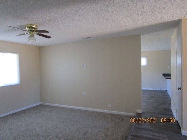 Building Photo - Nicely updated home