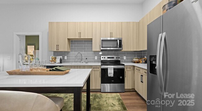 Building Photo - 5120-5177 77 Center Dr