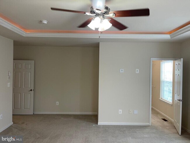 Building Photo - 7287 Elkridge Crossing Way