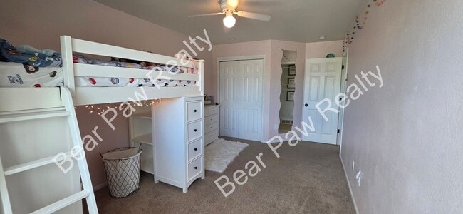 Building Photo - 5605 Bluff Pl