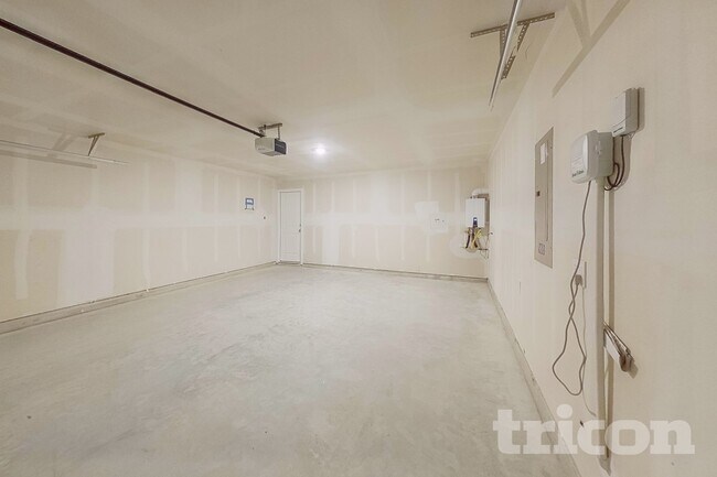 Building Photo - 814 Ginkgo Wy