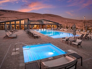 Building Photo - Overlook at Keystone Canyon