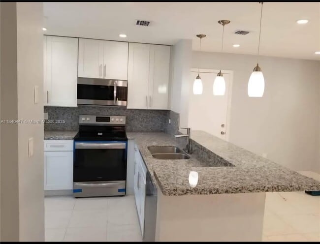 Building Photo - 14746 SW 90th Terrace