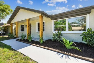 Building Photo - 3622 Hartland Dr