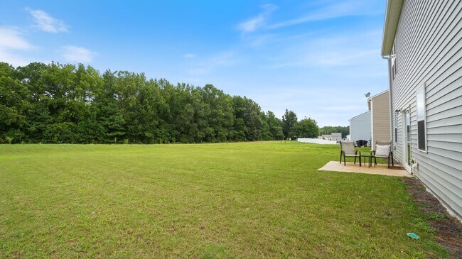 Building Photo - 530 Cessna Dr