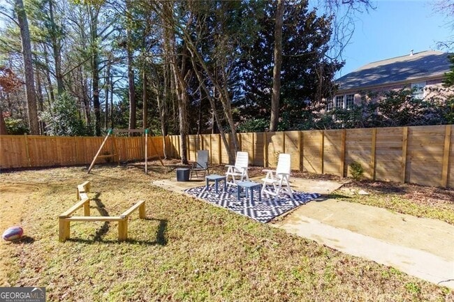 Building Photo - 7330 Hunters Branch Dr NE