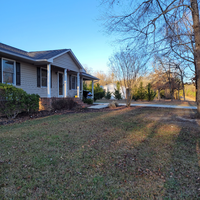 Building Photo - 2827 Kendlewood Dr