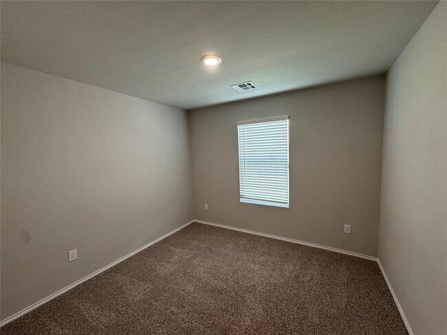 Building Photo - 14237 Babbling Brook Dr