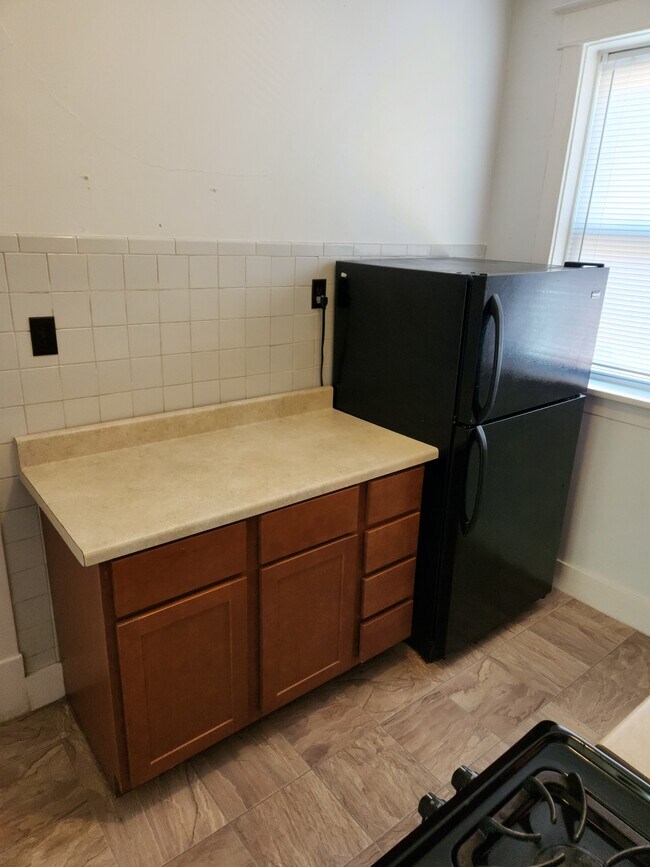 Building Photo - 5239 Bancroft Ave