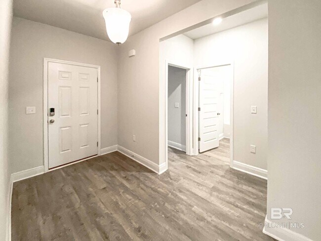 Building Photo - 10641 Northern Dancer Ct