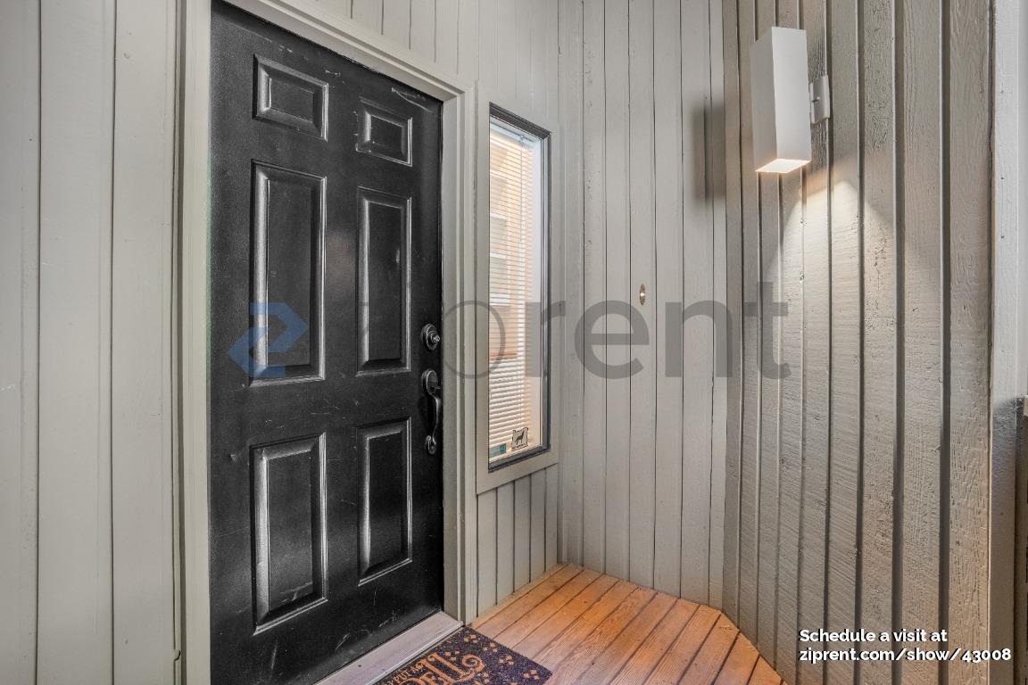 Building Photo - 4071 Jefferson Pkwy