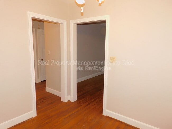 Building Photo - 1232 Pamlico Dr