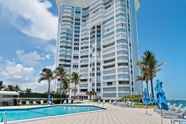 Building Photo - 5200 N Ocean Dr