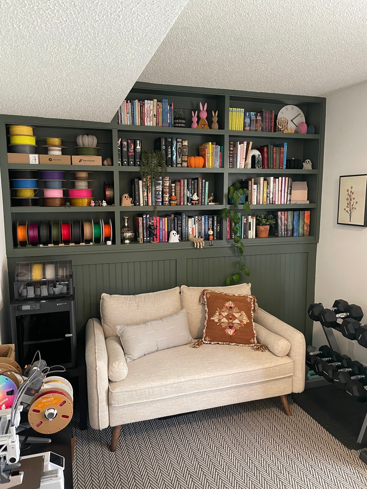 Built-in Shelves - 8625 NE 112th St