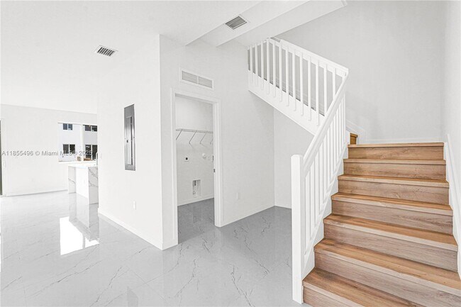 Building Photo - 22469 SW 125th Ave