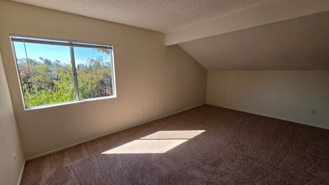 Building Photo - 13363 Thunderhead St