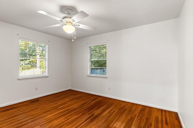 Building Photo - 26 Frostwood Dr