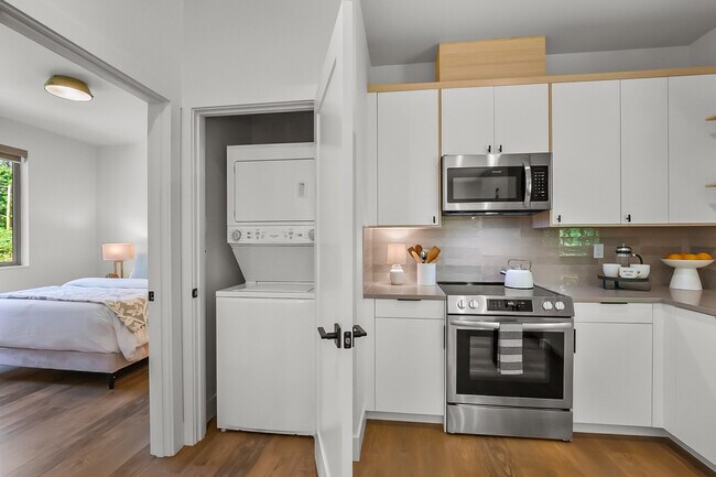 Building Photo - 32686 NE Big Rock Rd