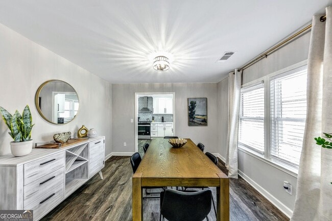 Building Photo - 6230 Love St