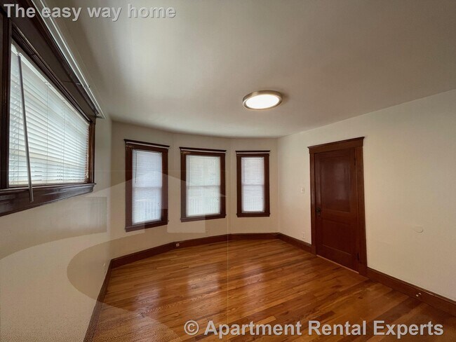 Building Photo - 3 Edgar Ct