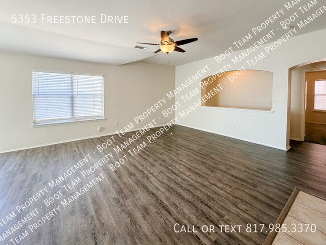 Building Photo - 5353 Freestone Dr