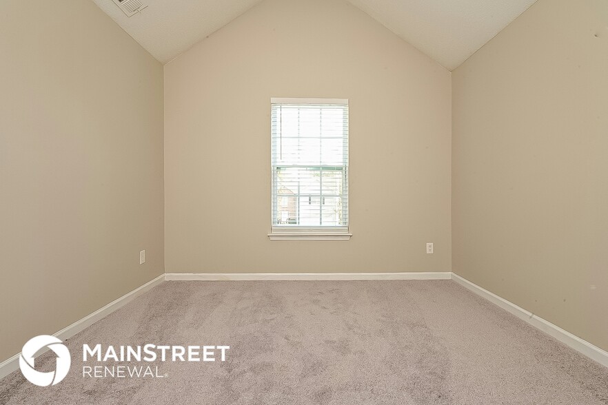 Building Photo - 541 Rosalind Terrace