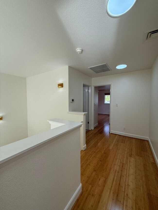 Building Photo - Resort Living in a Gated Community in Ko'olina! PETS NEGOTIABLE!