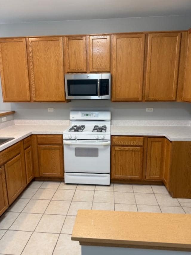 Building Photo - 1207 Brookdale Dr
