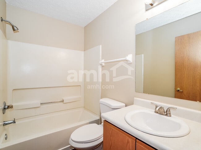 Building Photo - 5433 Longworth Dr