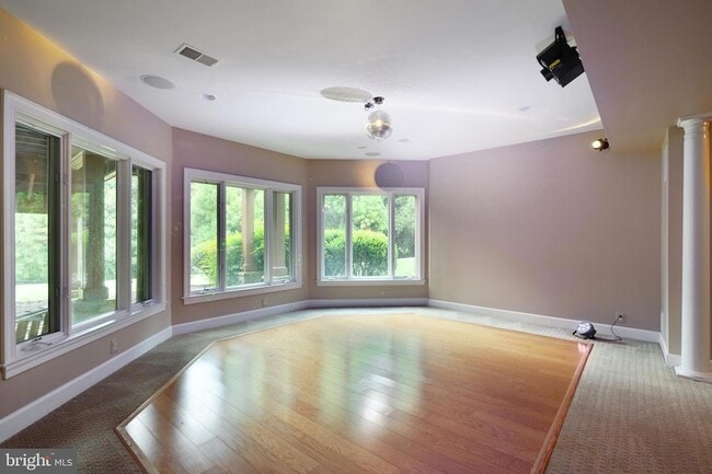 Building Photo - 9864 Walker Glen Ct