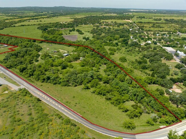 Building Photo - 121 Spur 191