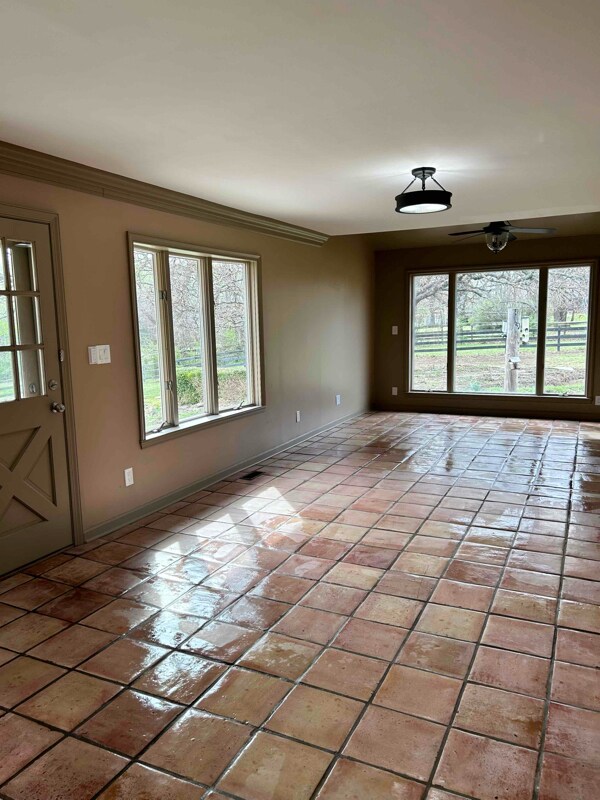 Building Photo - 9224 W 1st St