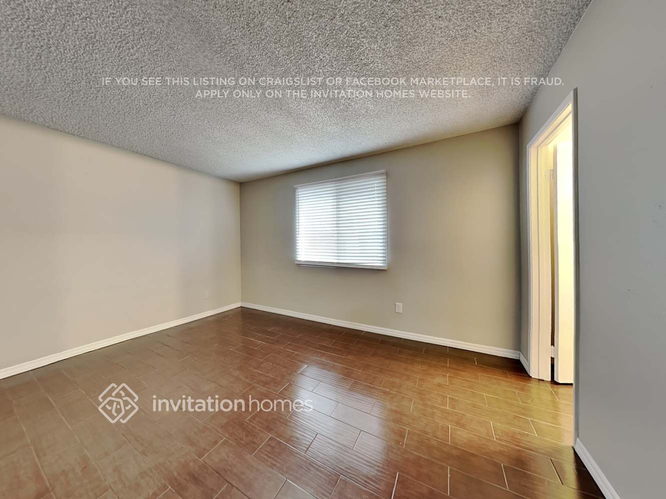 Building Photo - 4029 E Alta Vista Rd