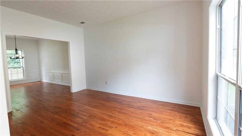 Building Photo - 1607 Tunbridge Ln