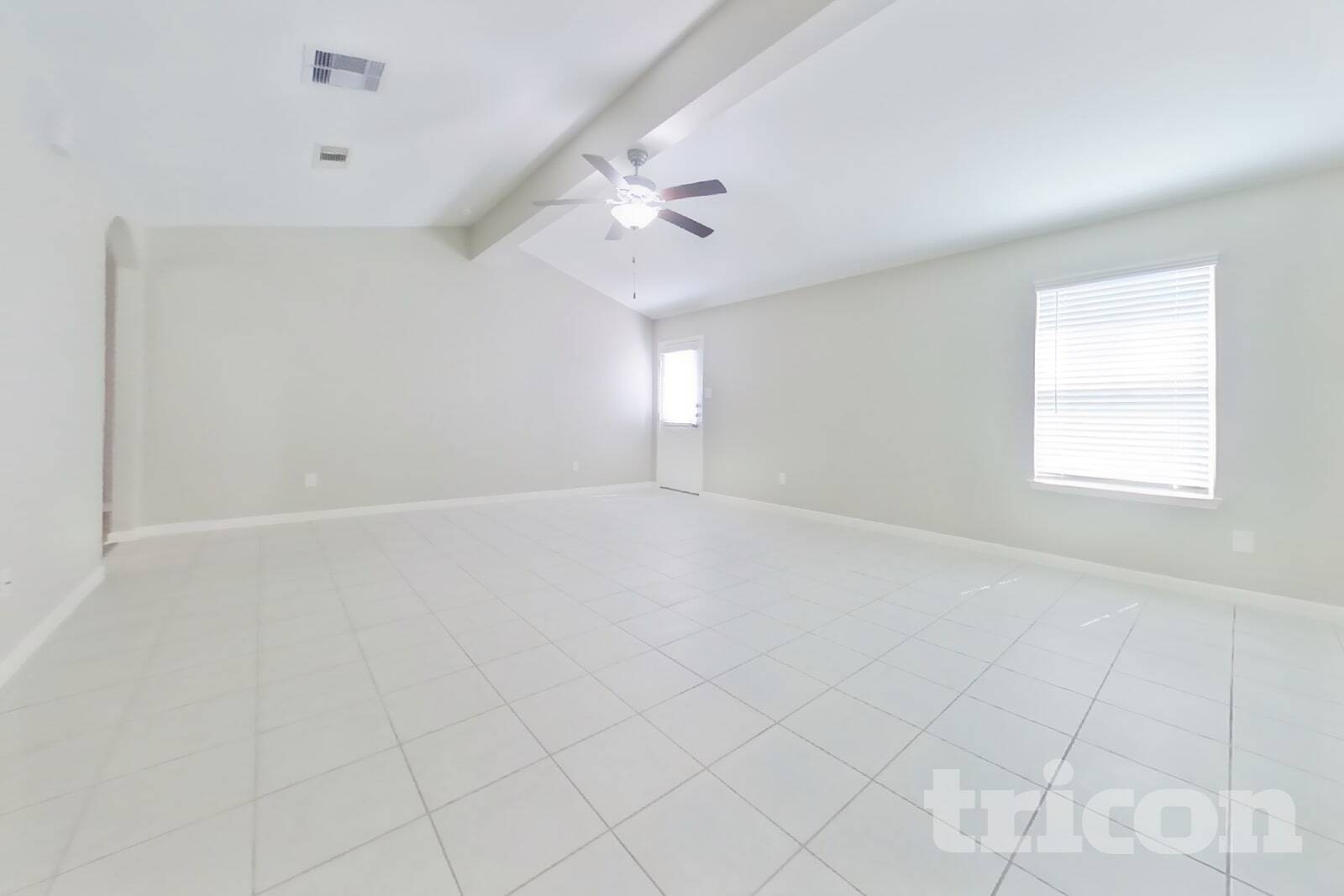 Building Photo - 417 Palomino Stand Dr