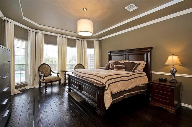 Building Photo - 10118 St Georges Dr