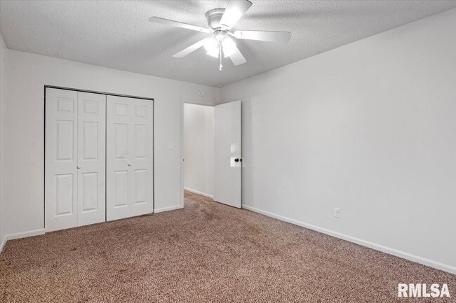 Building Photo - 3 Sundowner Ln