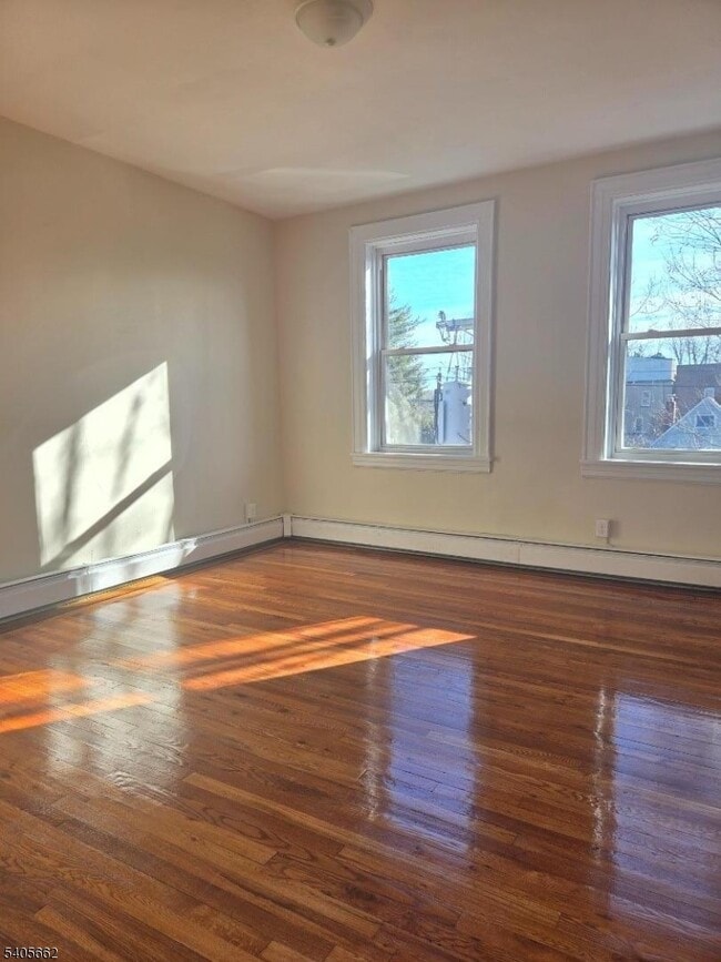 Building Photo - 80 Union Ave