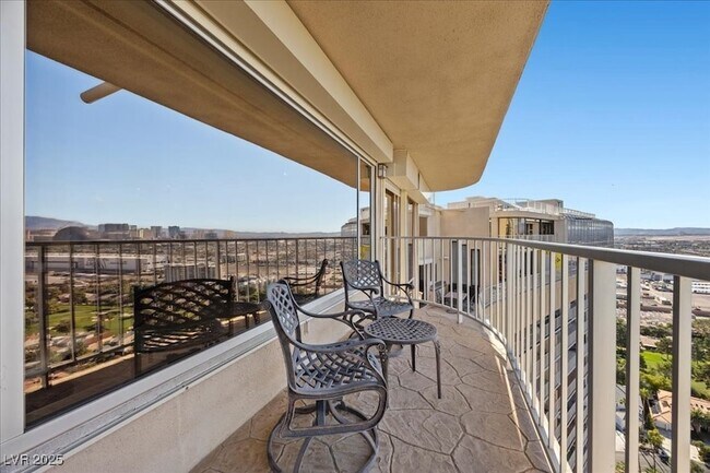 Building Photo - 3111 Bel Air Dr