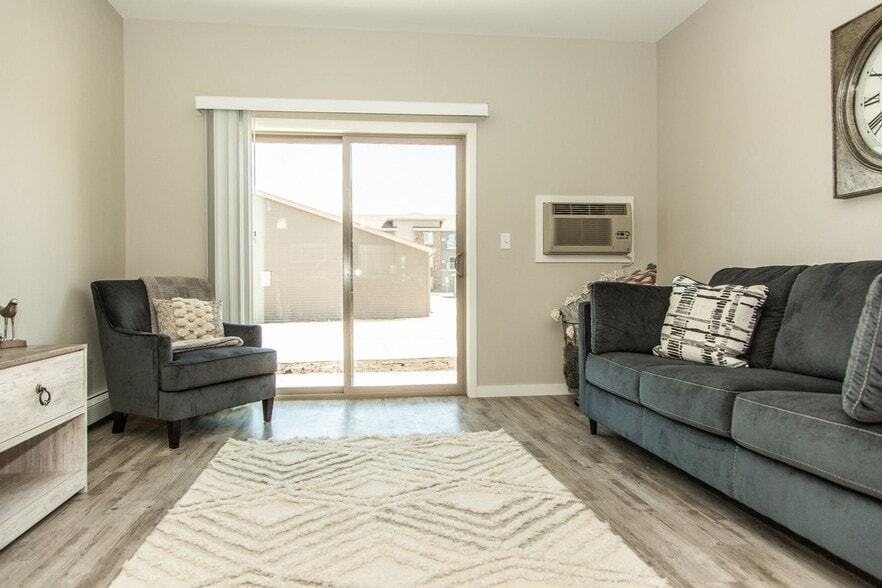 Interior Photo - Live at Dwell!