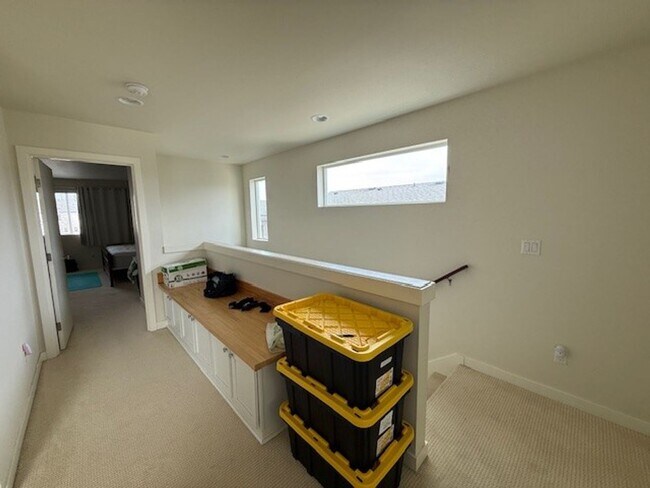 Building Photo - 3Bd/2.25Ba Lynnwood Townhouse
