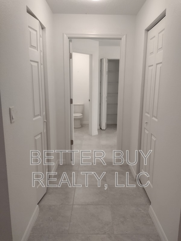 Building Photo - 16 Kalendar Ct