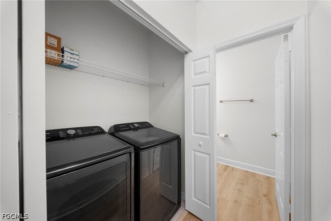 Building Photo - 11133 Peace Lilly Way